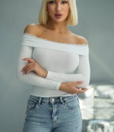 Лонгслив с открытыми плечами  SPL-7101A320