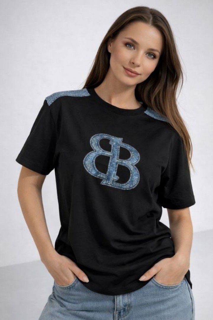 Футболка оверсайз с нашивкой MIK-2516.2515A199