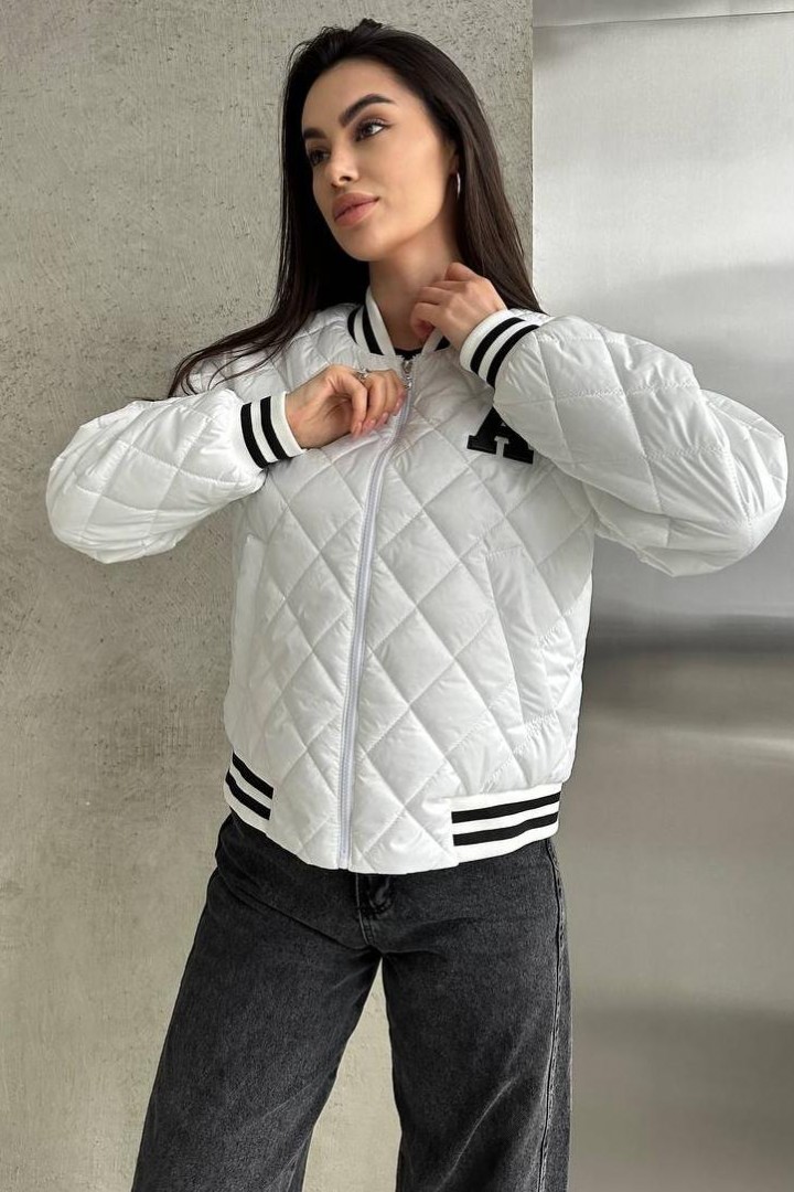 Стьобанний  бомбер  JW-2031A500