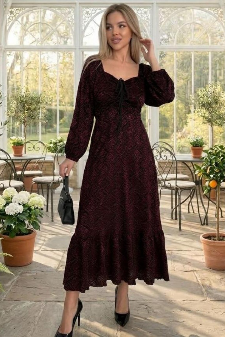 Кружевное  платье  MB-52A650