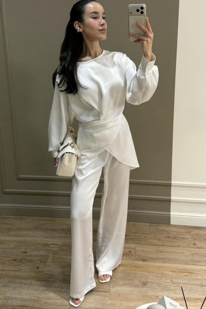 Костюм  с асеметричной блузой COB-922A749