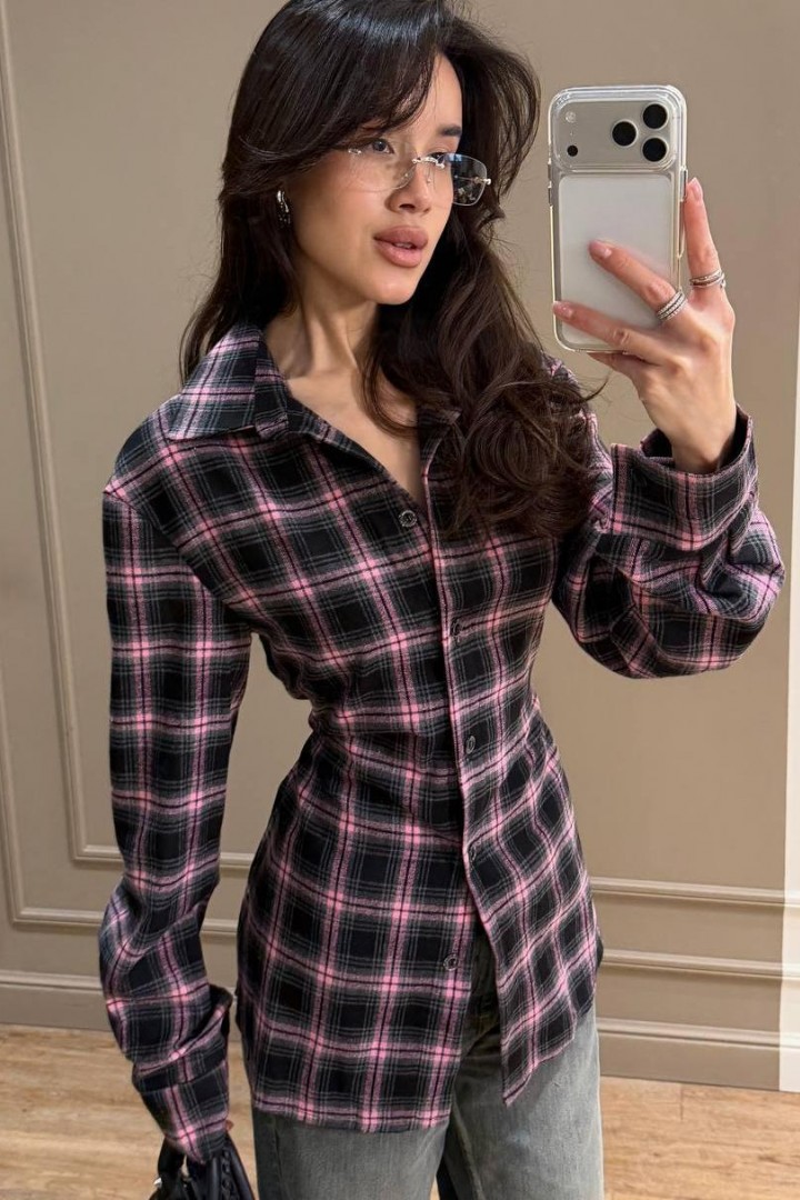 Приталенная рубашка в клетку  MSM-298A560