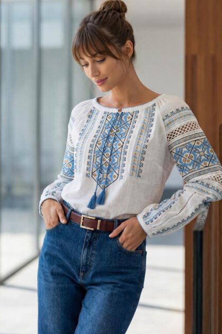 Нежная рубашка вишиванка  AMU-6164A925