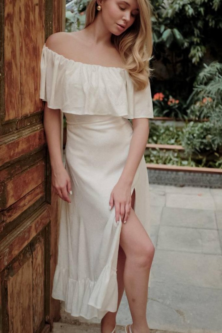 Ніжна сукня з оборками SOL-3045A600 