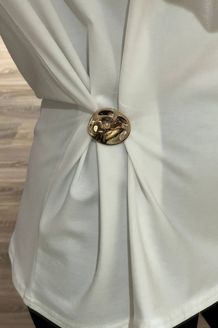 Женская  футболка c брошкой MV-835.1A450