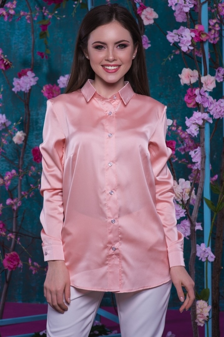 розовая классическая рубашка