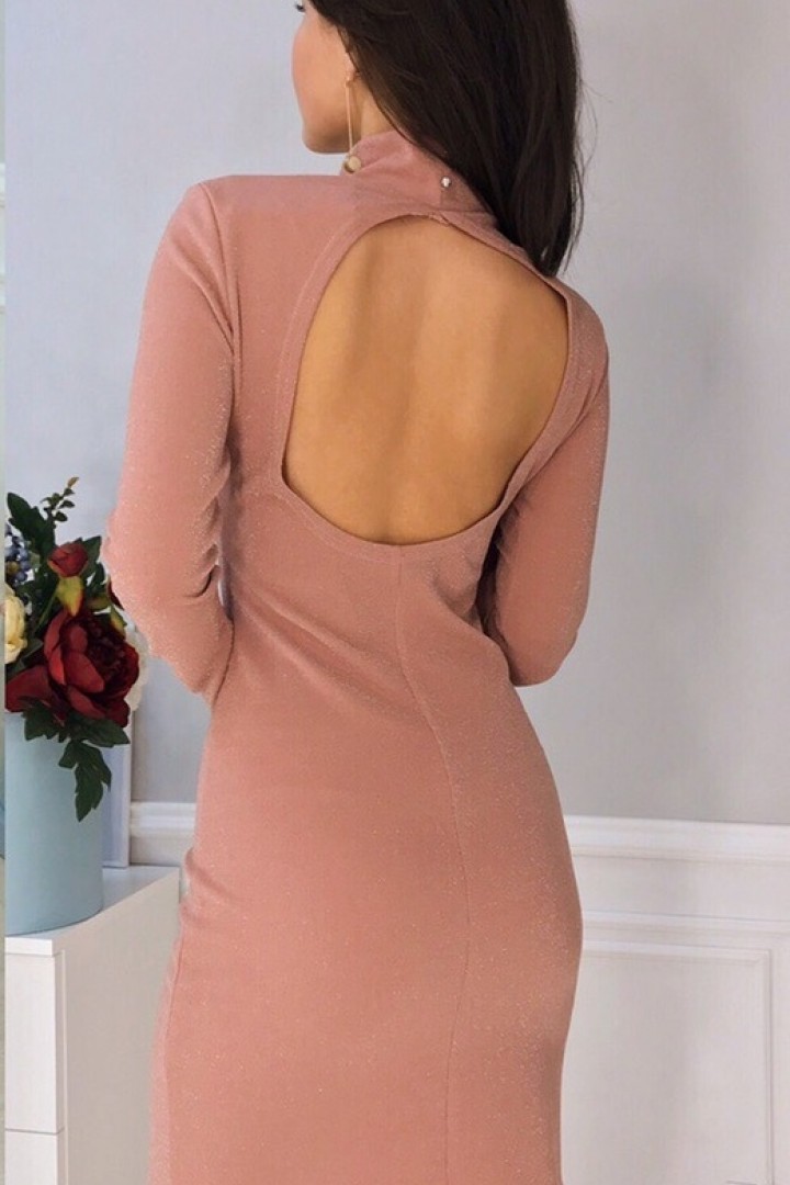 платье с открытой спиной