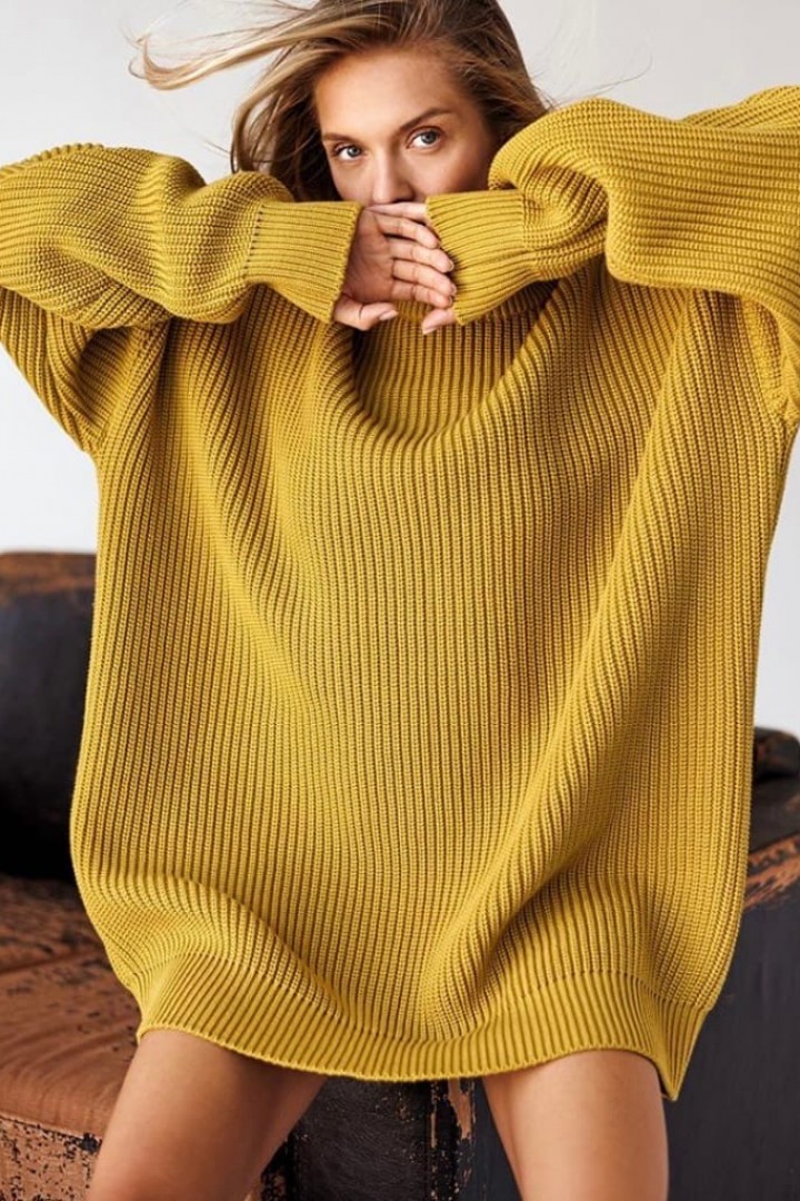 светр жіночий