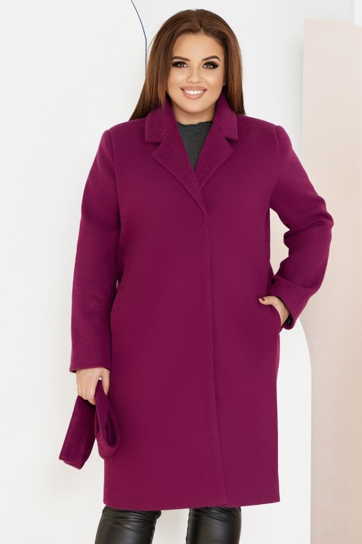 пальто жіноче великого розміру style=